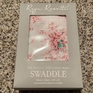Reya Rosette Bamboo & Cotton Muslin Swaddle NEW